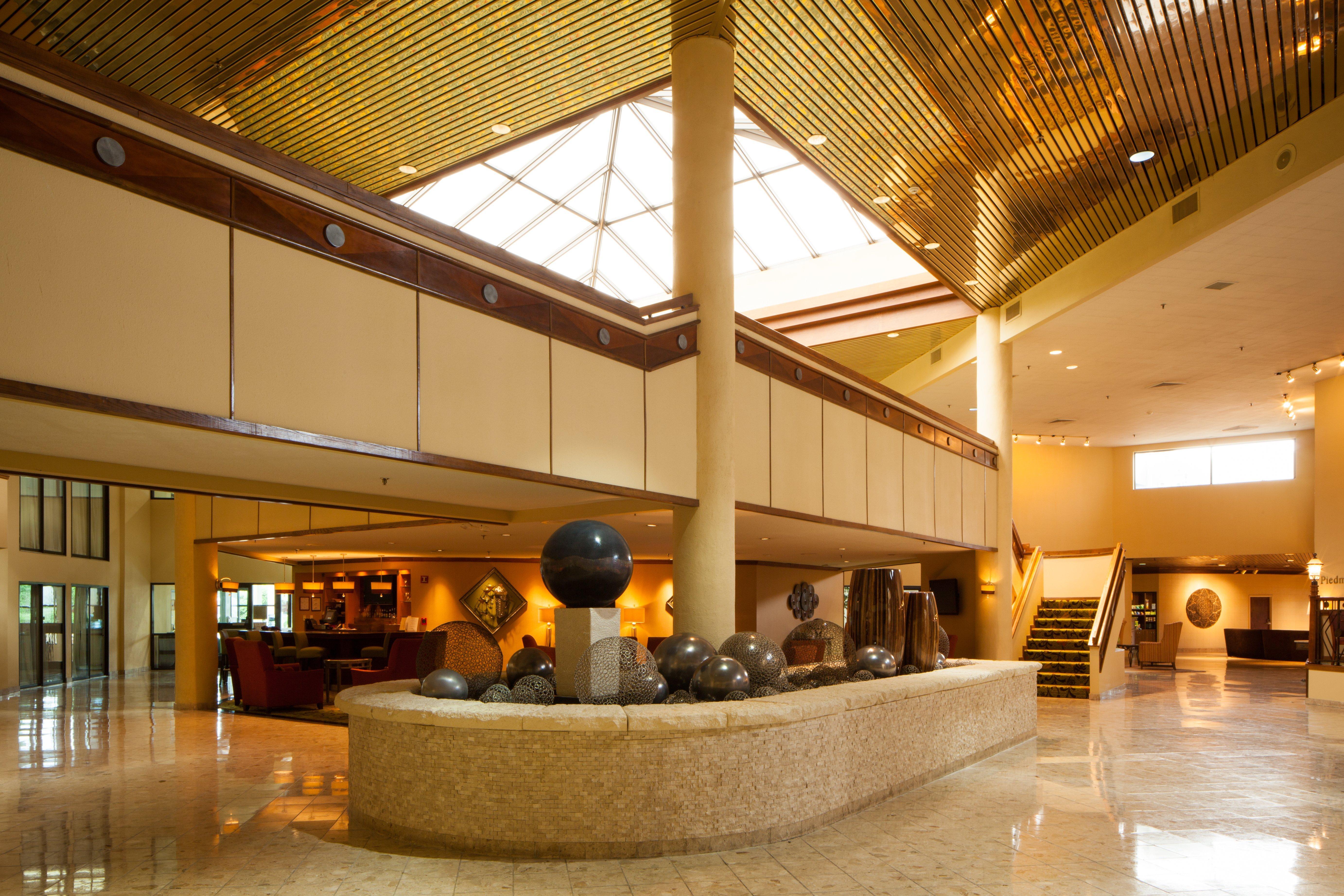 Crowne Plaza Hotel Hickory By Ihg Exterior foto