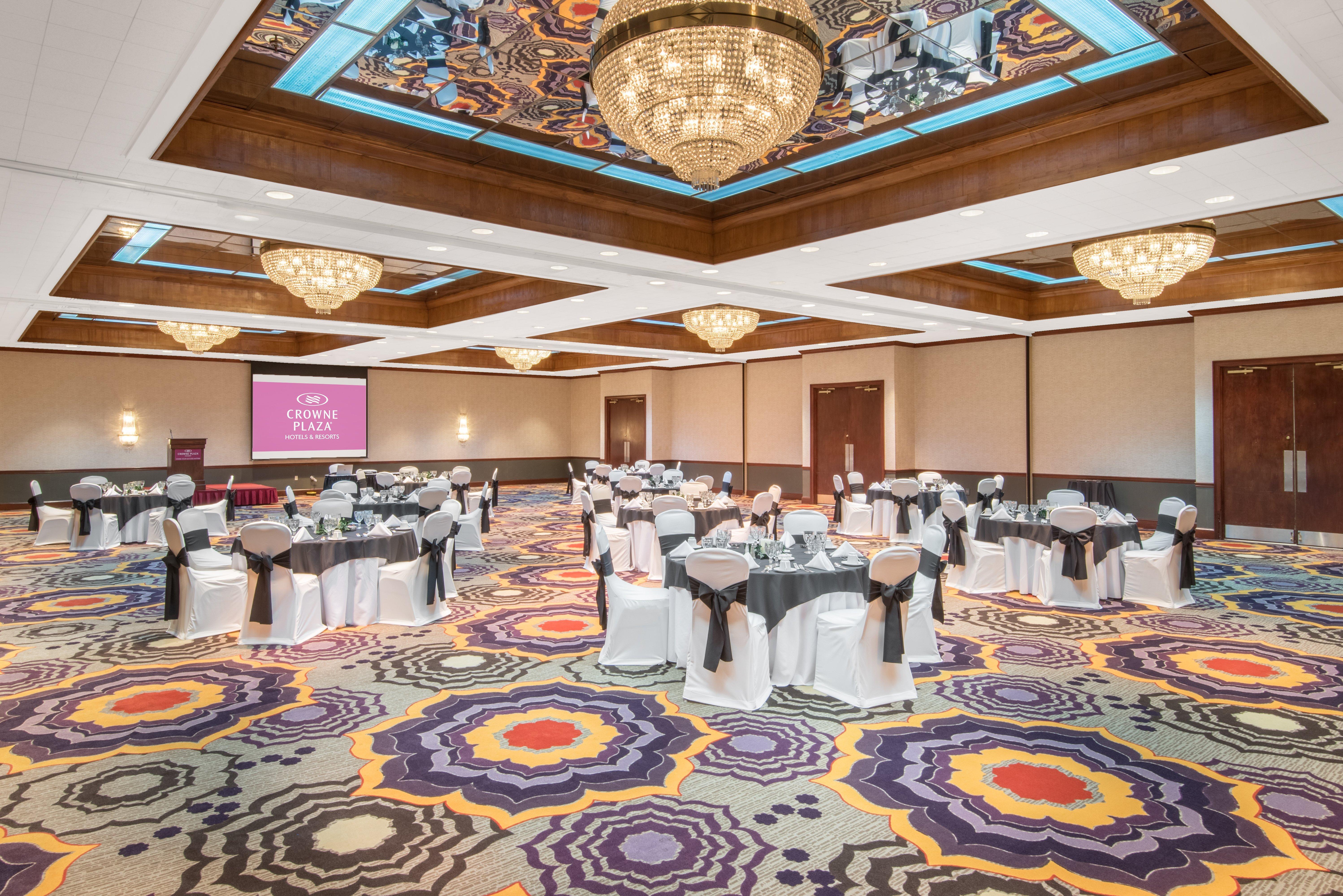 Crowne Plaza Hotel Hickory By Ihg Exterior foto
